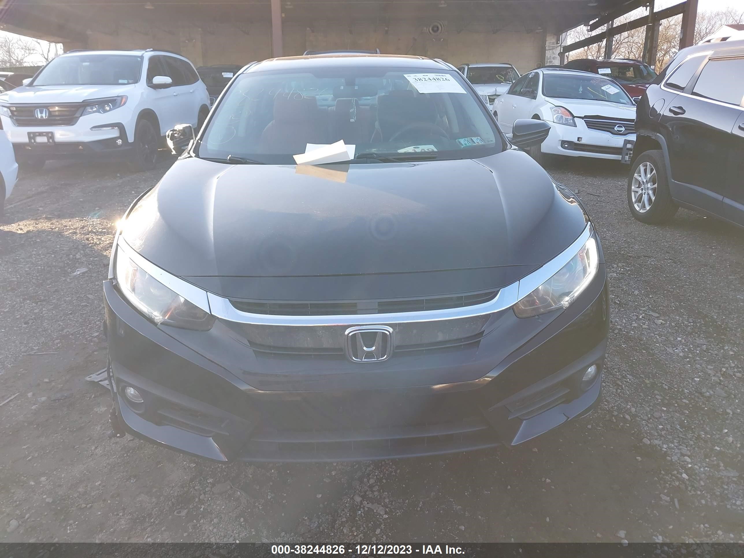 Photo 11 VIN: 2HGFC2F73JH562684 - HONDA CIVIC 