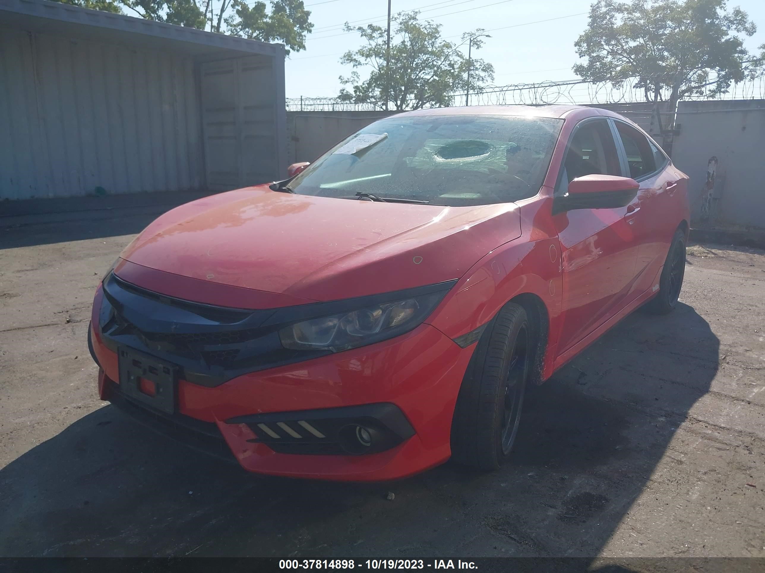 Photo 1 VIN: 2HGFC2F73JH566072 - HONDA CIVIC 