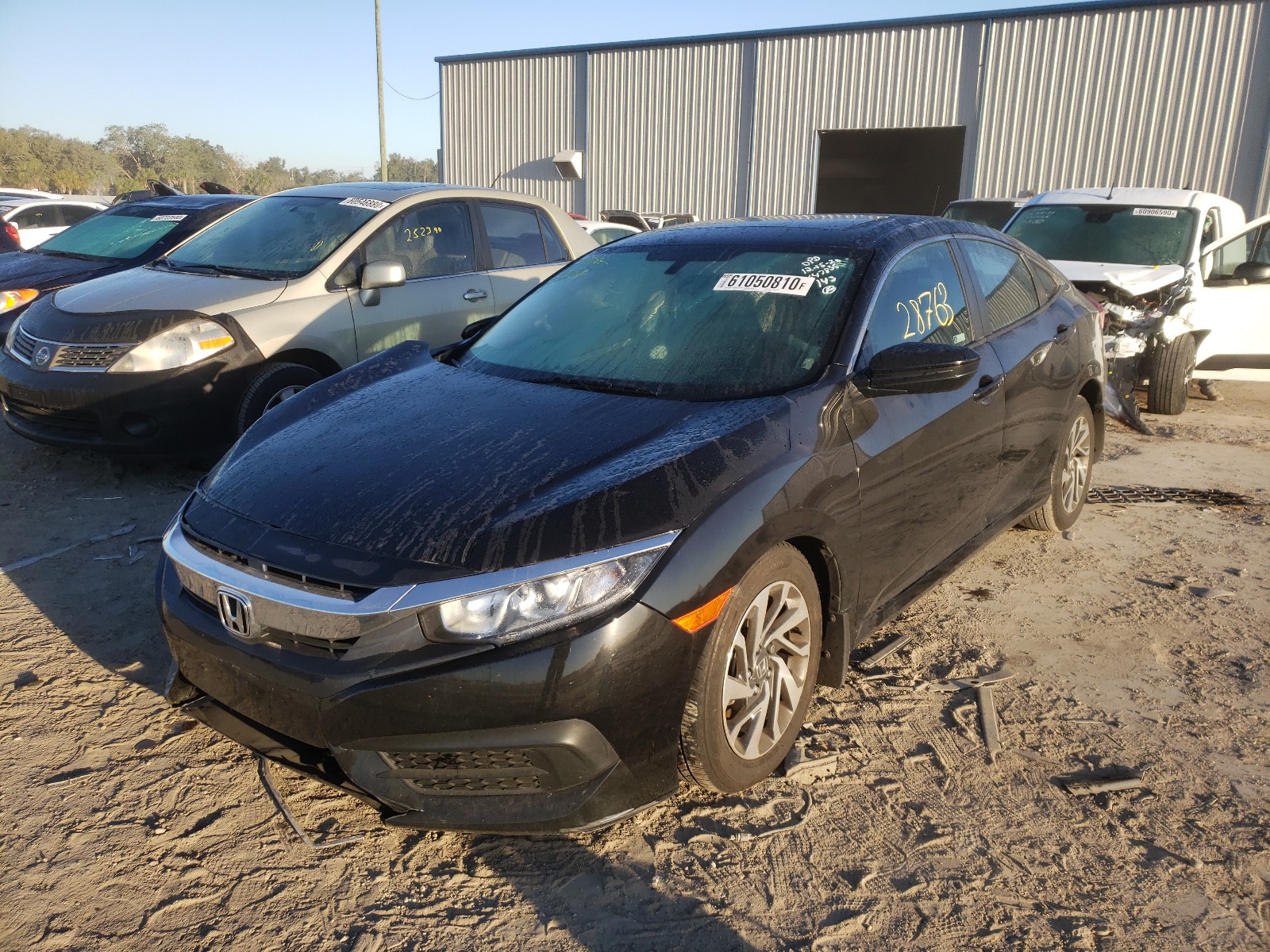 Photo 1 VIN: 2HGFC2F73JH575953 - HONDA CIVIC EX 