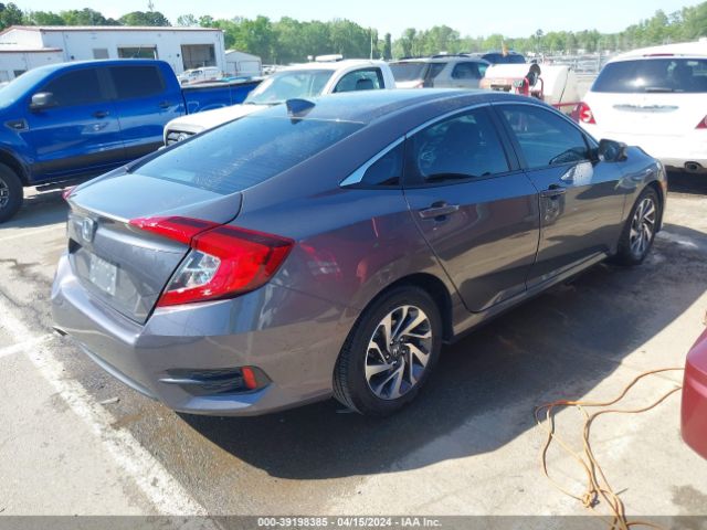 Photo 3 VIN: 2HGFC2F73JH592381 - HONDA CIVIC 