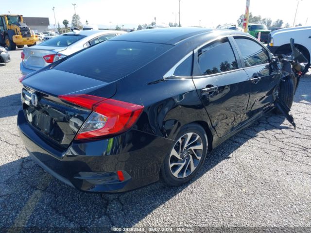 Photo 3 VIN: 2HGFC2F74GH561147 - HONDA CIVIC 