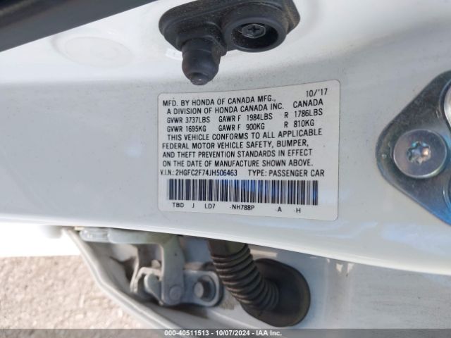 Photo 8 VIN: 2HGFC2F74JH506463 - HONDA CIVIC 