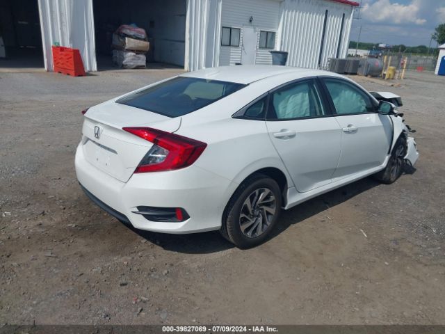 Photo 3 VIN: 2HGFC2F74JH521111 - HONDA CIVIC 