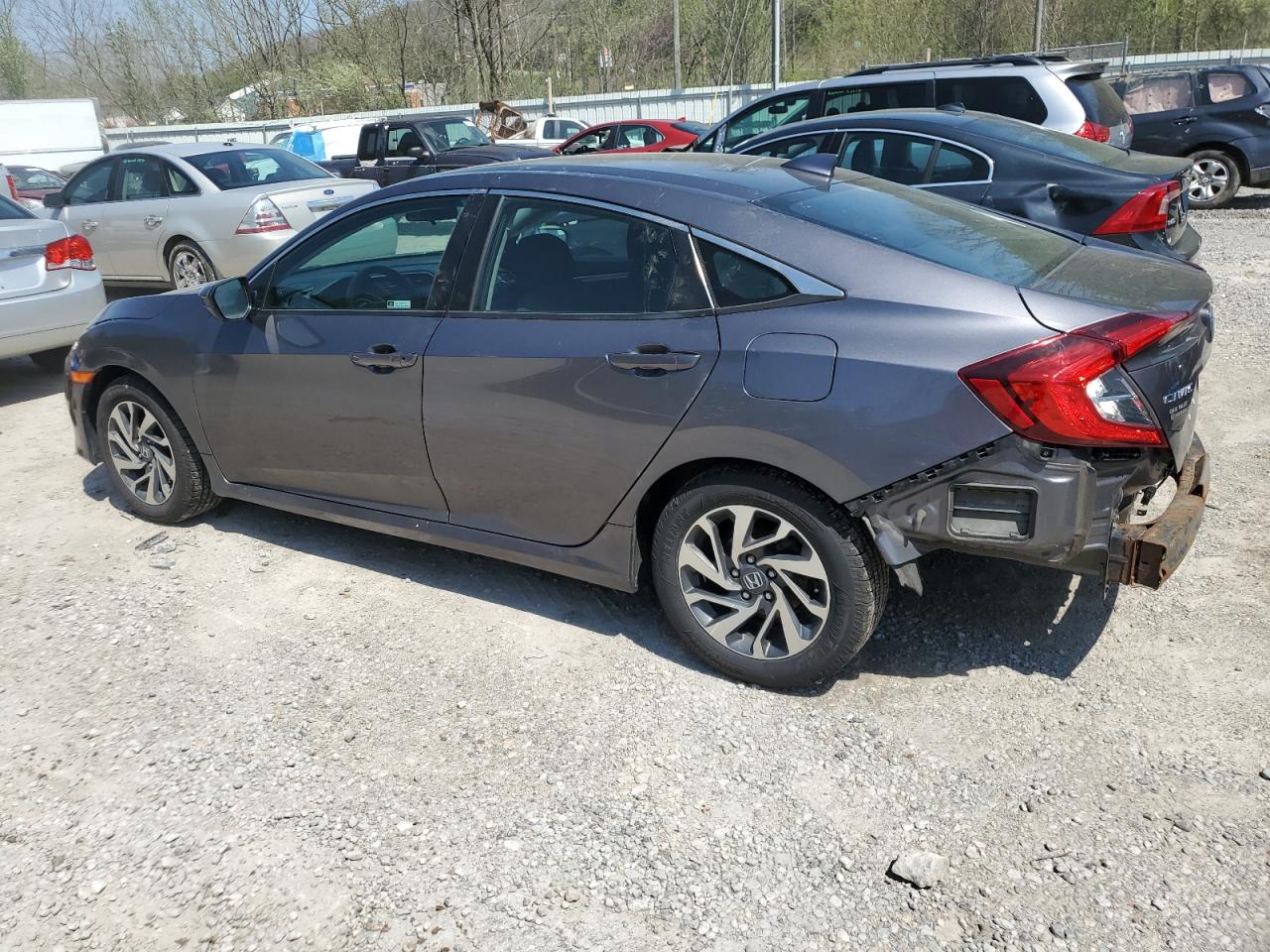 Photo 1 VIN: 2HGFC2F74JH592826 - HONDA CIVIC 