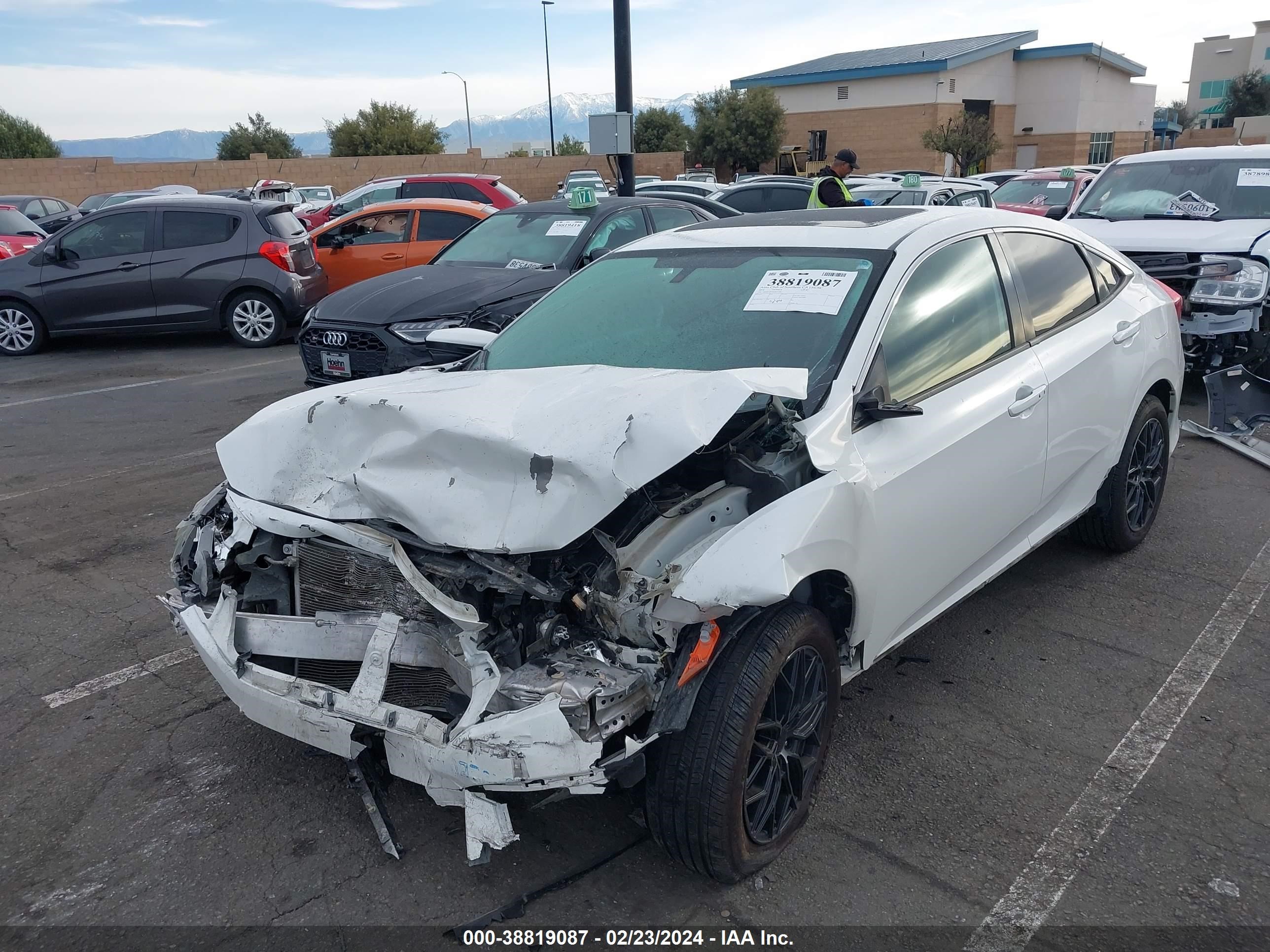 Photo 1 VIN: 2HGFC2F75GH571007 - HONDA CIVIC 