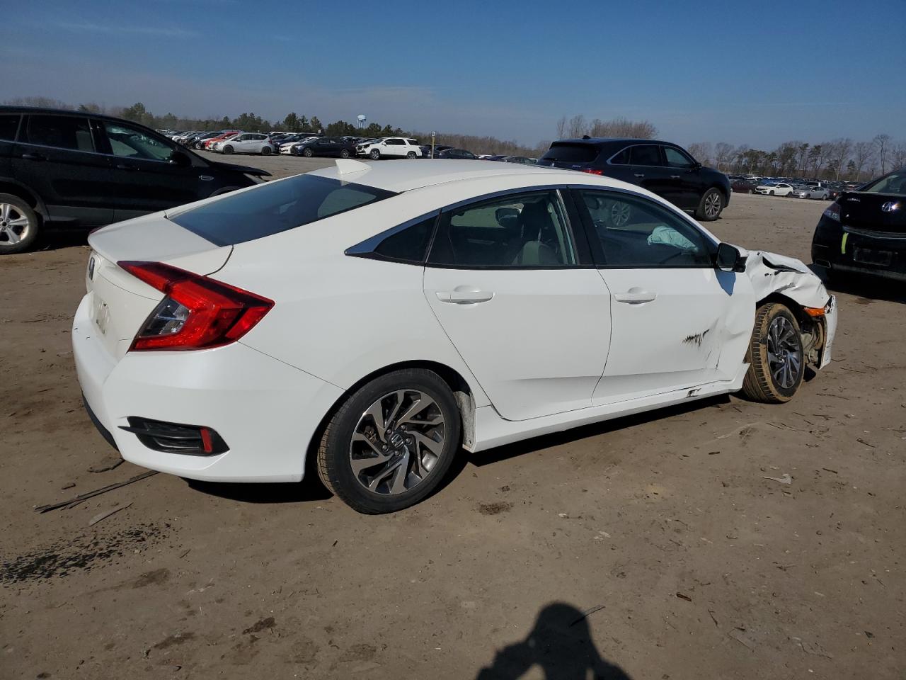 Photo 2 VIN: 2HGFC2F75HH534122 - HONDA CIVIC 