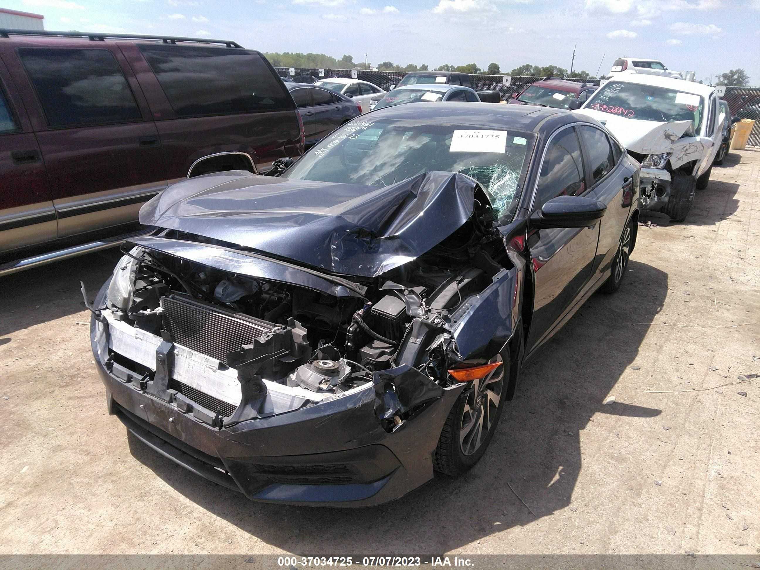 Photo 1 VIN: 2HGFC2F75JH504379 - HONDA CIVIC 