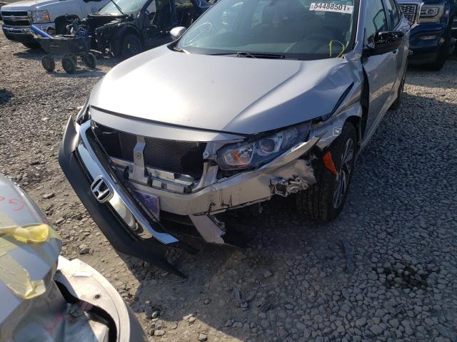 Photo 8 VIN: 2HGFC2F75JH549063 - HONDA CIVIC EX 