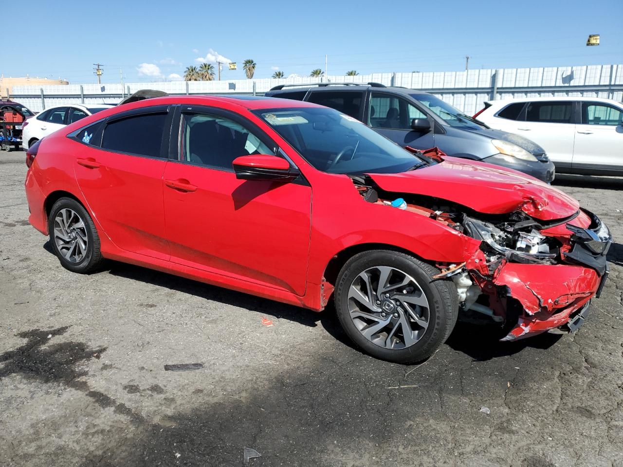 Photo 3 VIN: 2HGFC2F75JH585898 - HONDA CIVIC 