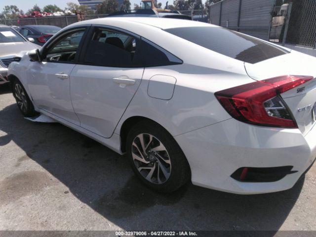 Photo 2 VIN: 2HGFC2F76GH558766 - HONDA CIVIC SEDAN 