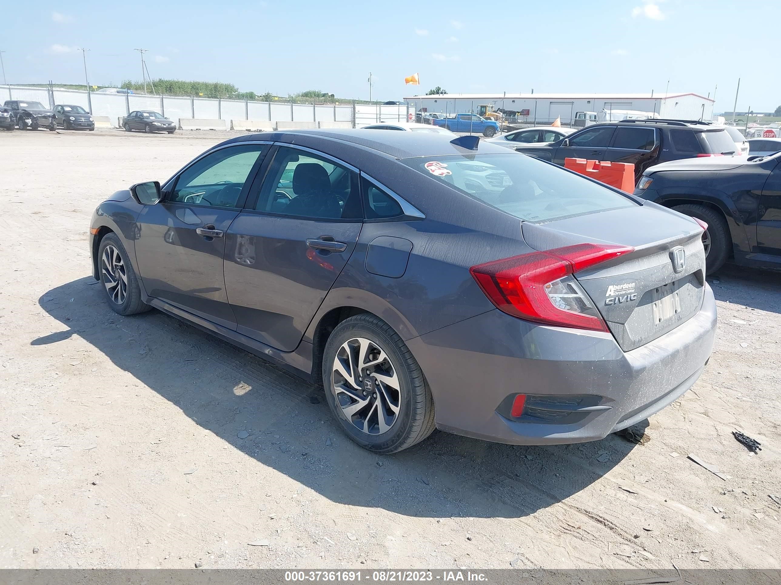 Photo 2 VIN: 2HGFC2F76HH520634 - HONDA CIVIC 