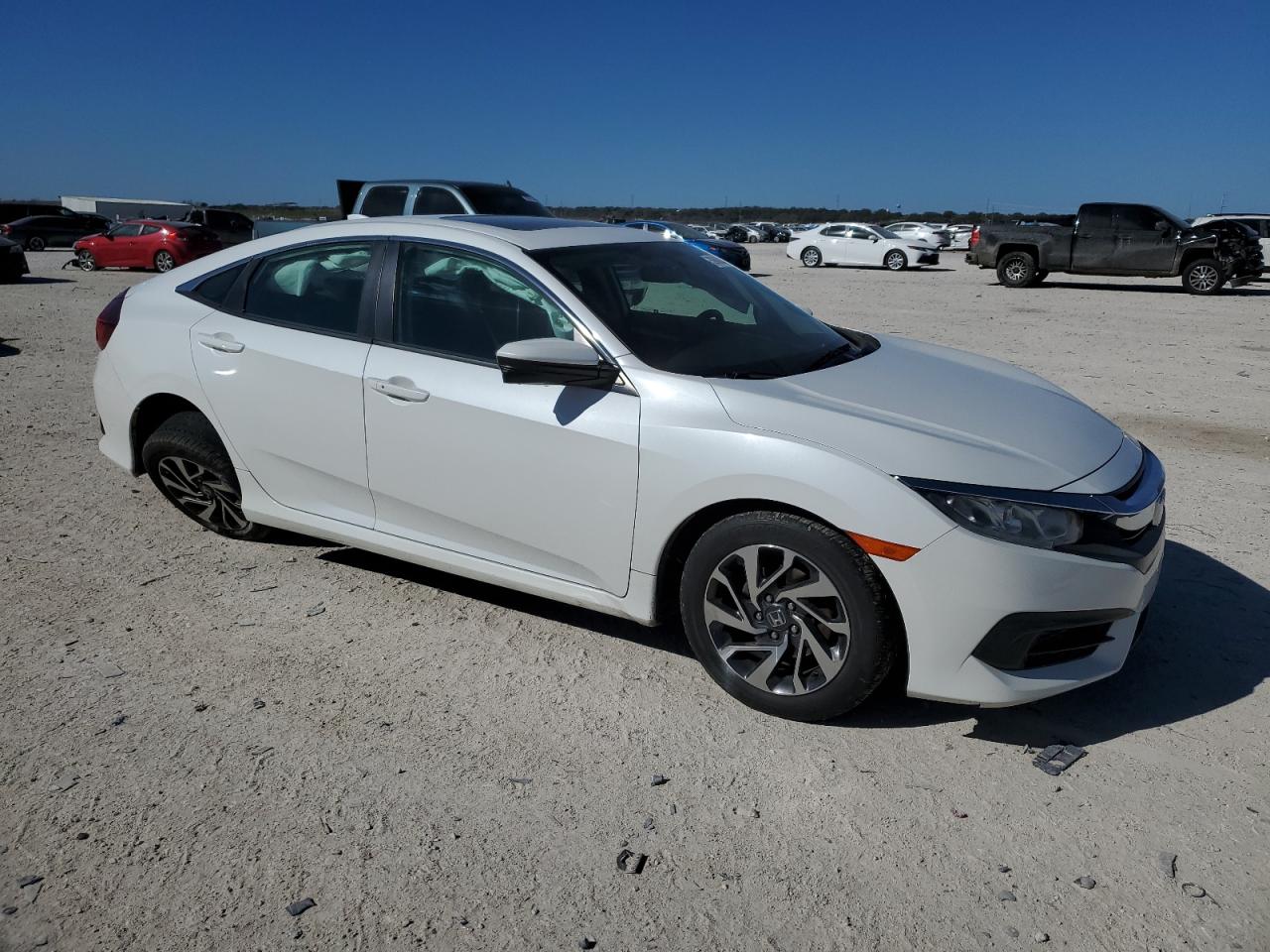 Photo 3 VIN: 2HGFC2F76HH560065 - HONDA CIVIC 