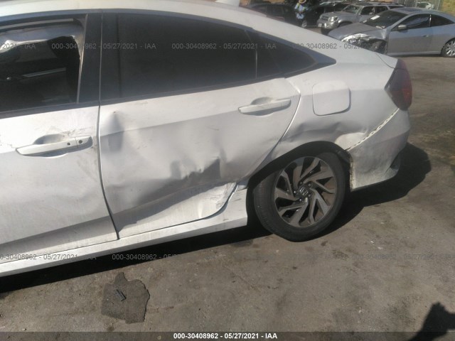 Photo 5 VIN: 2HGFC2F76HH577769 - HONDA CIVIC SEDAN 