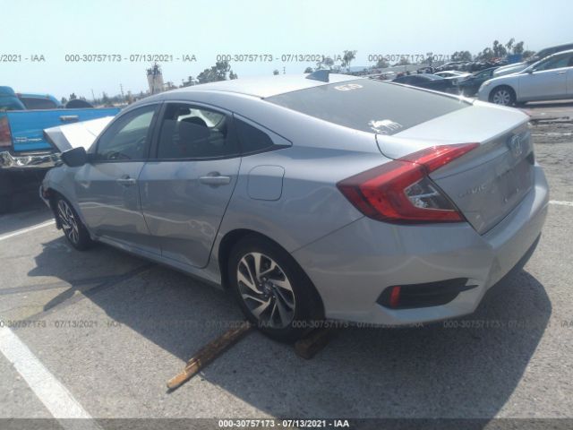 Photo 2 VIN: 2HGFC2F76JH543756 - HONDA CIVIC SEDAN 