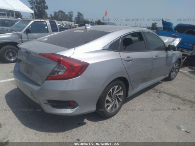 Photo 3 VIN: 2HGFC2F76JH543756 - HONDA CIVIC SEDAN 