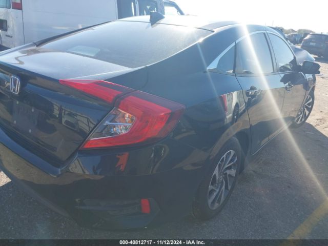 Photo 3 VIN: 2HGFC2F76JH547547 - HONDA CIVIC 