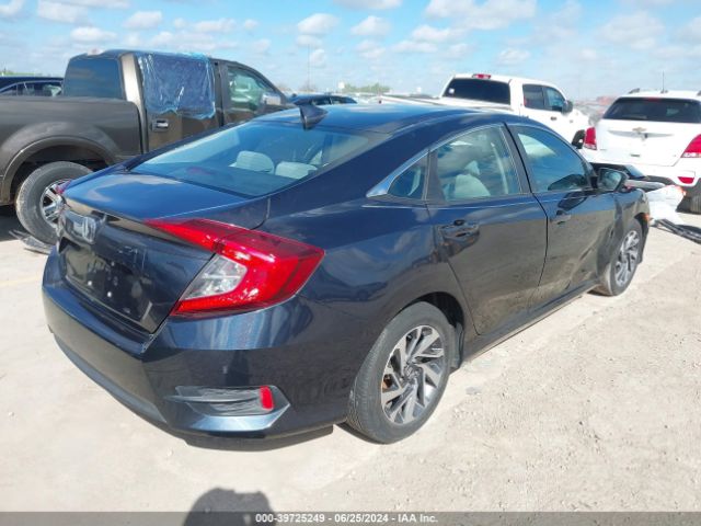 Photo 3 VIN: 2HGFC2F76JH550920 - HONDA CIVIC 