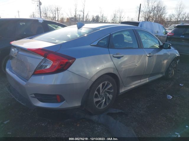 Photo 3 VIN: 2HGFC2F76JH550982 - HONDA CIVIC 