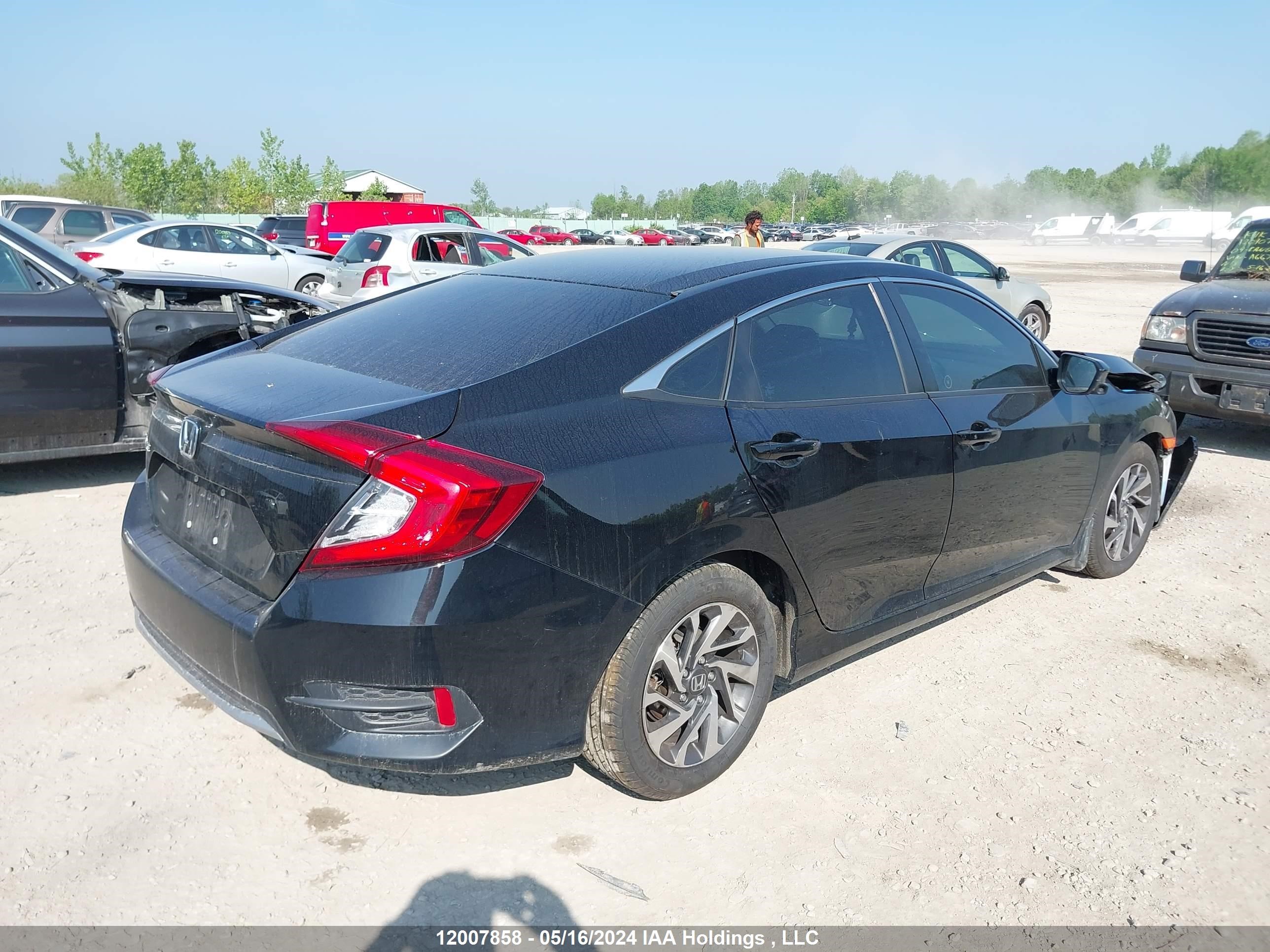 Photo 3 VIN: 2HGFC2F76KH002689 - HONDA CIVIC 