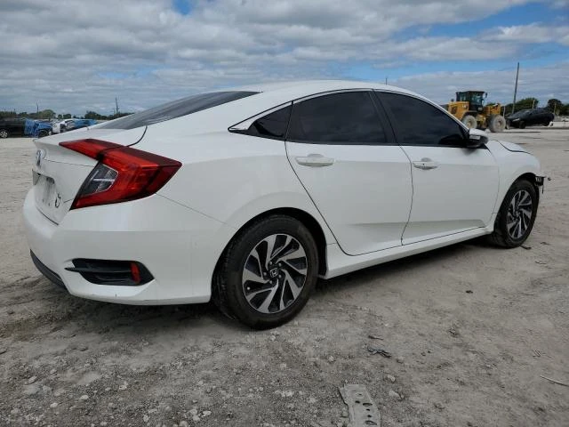 Photo 2 VIN: 2HGFC2F77GH575785 - HONDA CIVIC EX 