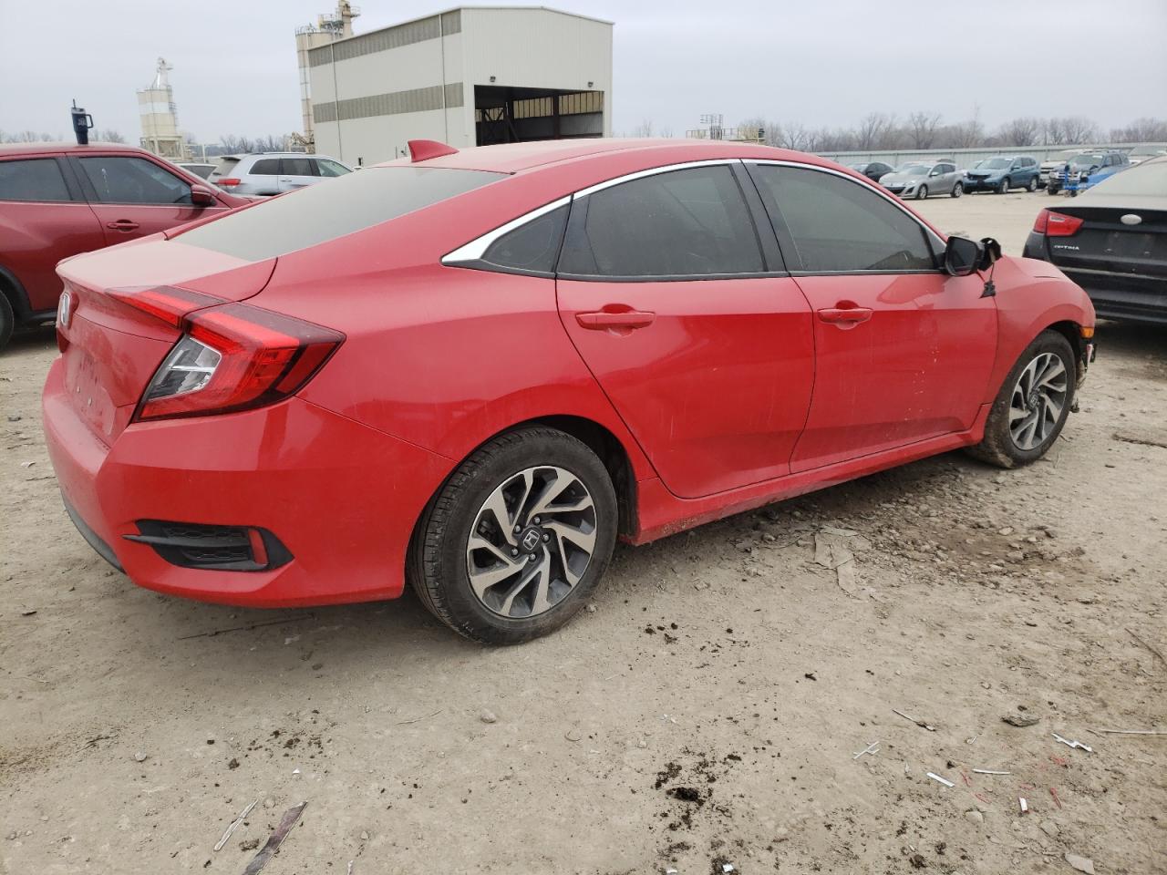 Photo 2 VIN: 2HGFC2F77JH538579 - HONDA CIVIC 