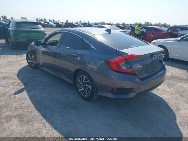 Photo 2 VIN: 2HGFC2F77JH596305 - HONDA CIVIC 