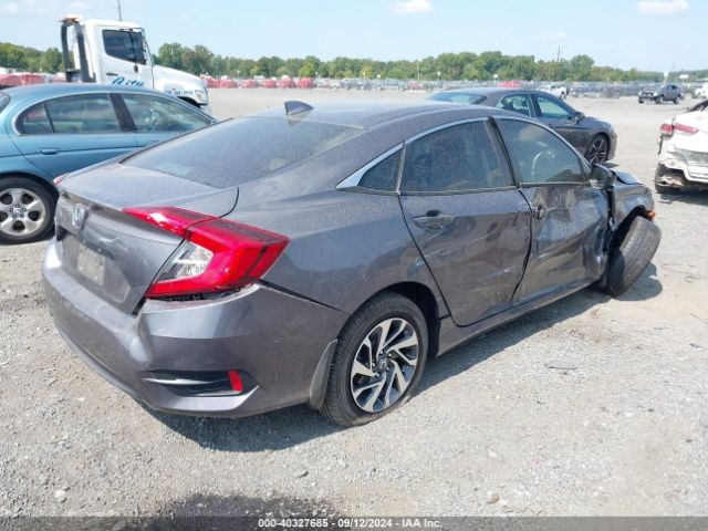 Photo 3 VIN: 2HGFC2F78JH529597 - HONDA CIVIC 