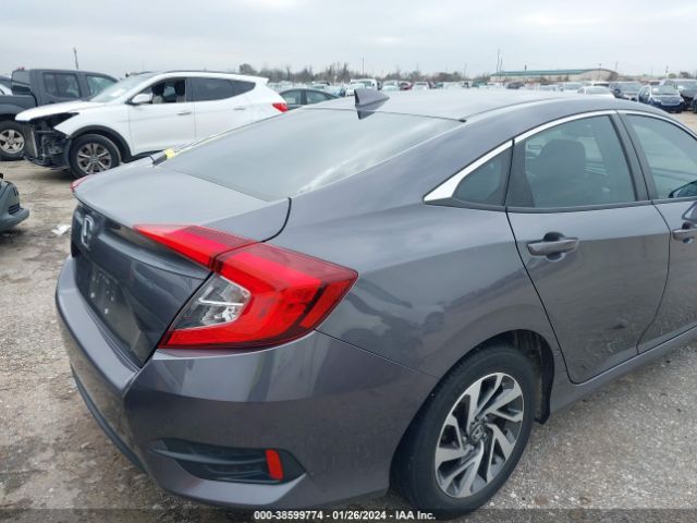 Photo 3 VIN: 2HGFC2F78JH582669 - HONDA CIVIC 