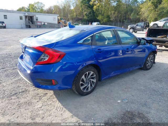 Photo 3 VIN: 2HGFC2F78JH588505 - HONDA CIVIC 