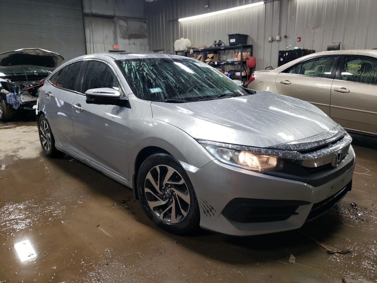 Photo 3 VIN: 2HGFC2F79GH505155 - HONDA CIVIC 