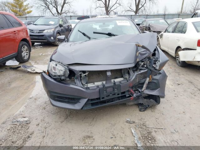 Photo 5 VIN: 2HGFC2F79JH550958 - HONDA CIVIC 