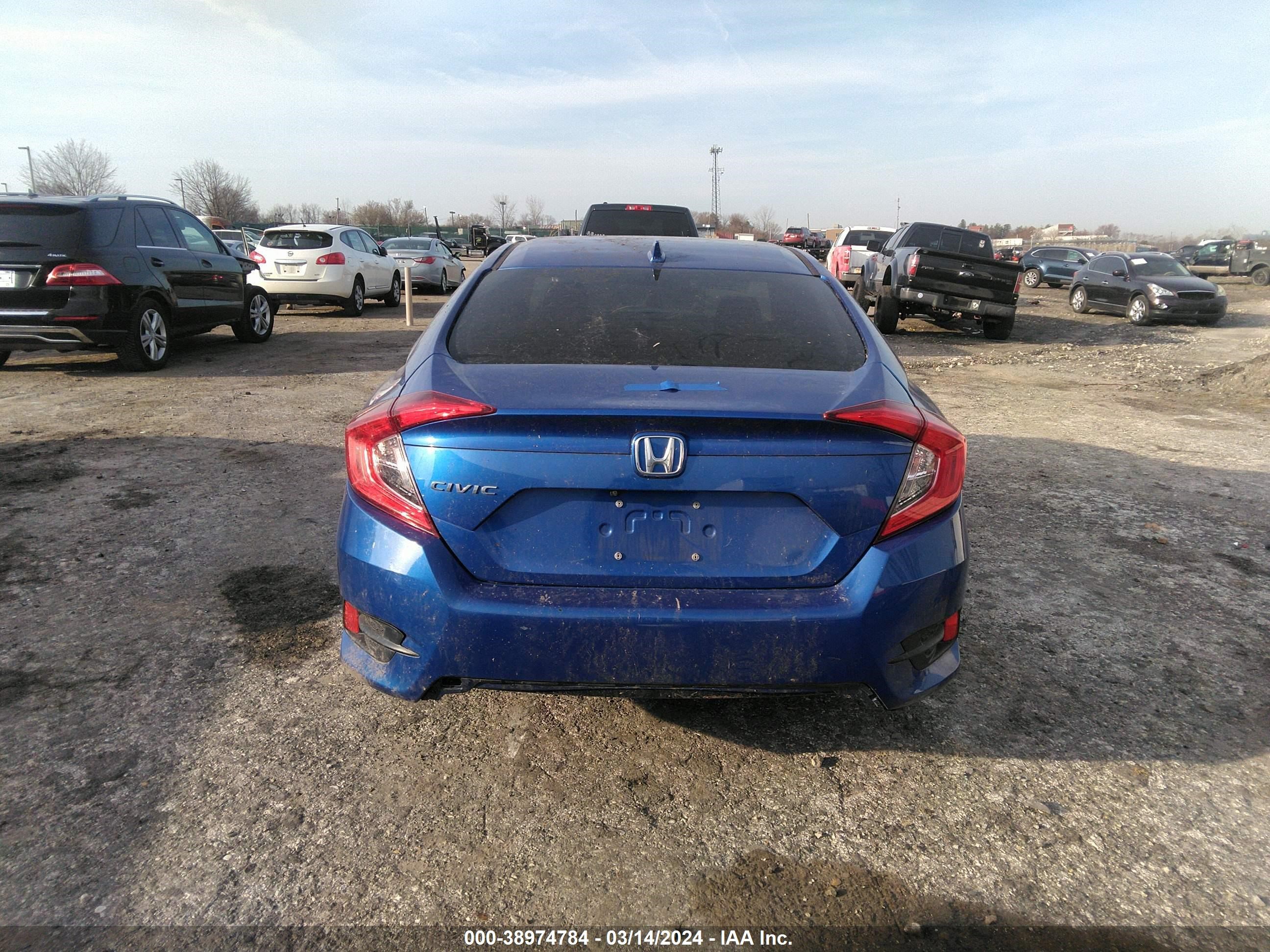 Photo 16 VIN: 2HGFC2F79JH554086 - HONDA CIVIC 