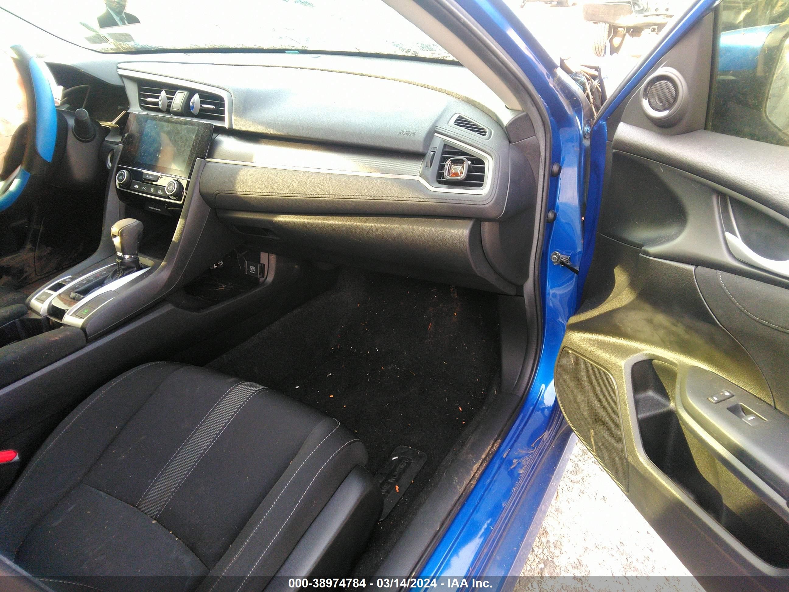 Photo 4 VIN: 2HGFC2F79JH554086 - HONDA CIVIC 