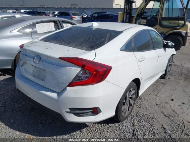 Photo 3 VIN: 2HGFC2F79JH564004 - HONDA CIVIC 