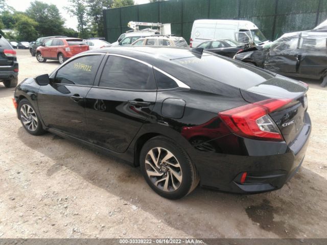 Photo 2 VIN: 2HGFC2F79JH565282 - HONDA CIVIC SEDAN 