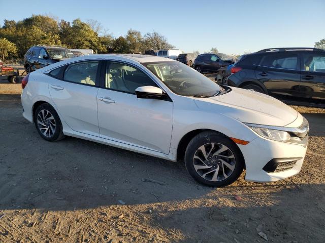 Photo 3 VIN: 2HGFC2F79JH575780 - HONDA CIVIC EX 