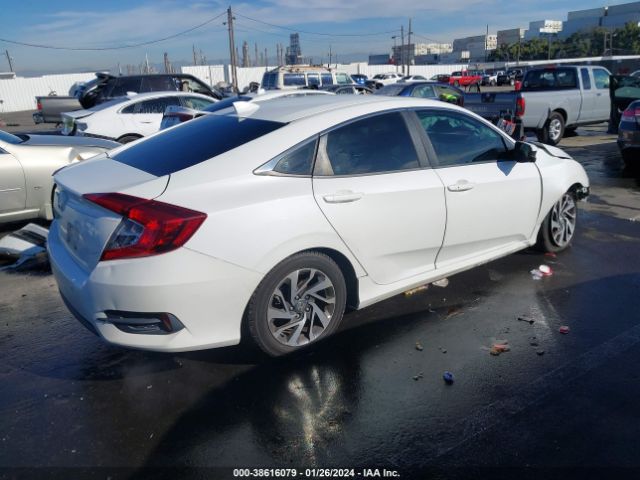 Photo 3 VIN: 2HGFC2F79JH576086 - HONDA CIVIC 