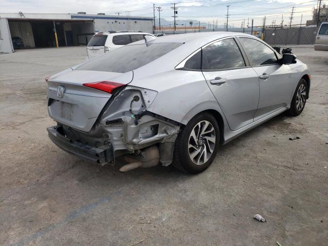 Photo 3 VIN: 2HGFC2F79JH581868 - HONDA CIVIC EX 