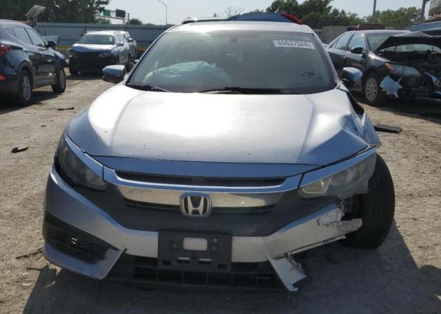 Photo 4 VIN: 2HGFC2F79JH582115 - HONDA CIVIC EX 