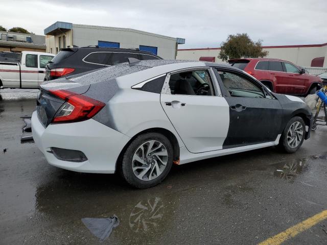 Photo 2 VIN: 2HGFC2F79JH595656 - HONDA CIVIC 