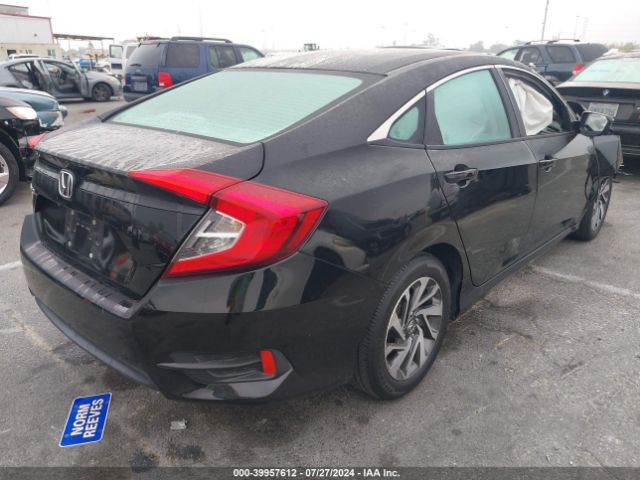 Photo 3 VIN: 2HGFC2F7XGH548032 - HONDA CIVIC 