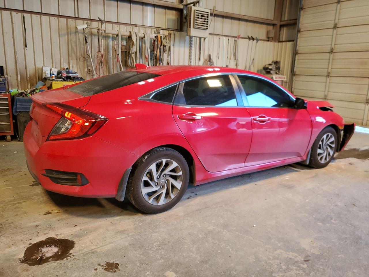 Photo 2 VIN: 2HGFC2F7XHH533788 - HONDA CIVIC 