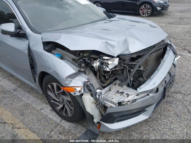 Photo 5 VIN: 2HGFC2F7XHH556469 - HONDA CIVIC 