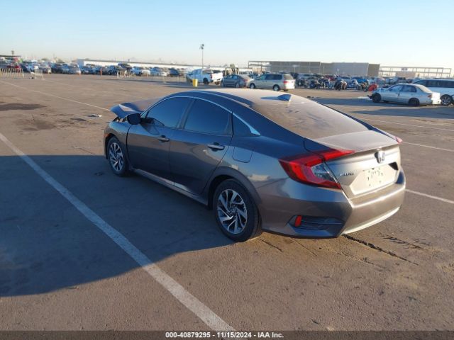 Photo 2 VIN: 2HGFC2F7XHH573689 - HONDA CIVIC 