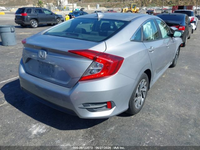 Photo 3 VIN: 2HGFC2F7XJH538785 - HONDA CIVIC 