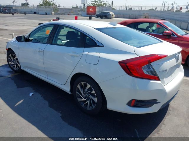 Photo 2 VIN: 2HGFC2F7XJH542125 - HONDA CIVIC 