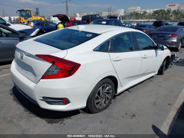 Photo 3 VIN: 2HGFC2F7XJH542125 - HONDA CIVIC 