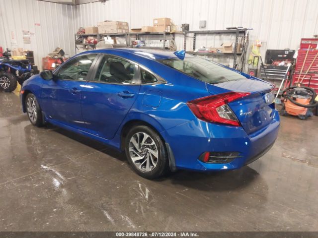 Photo 2 VIN: 2HGFC2F7XJH572631 - HONDA CIVIC 