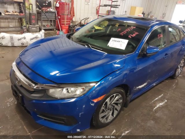 Photo 5 VIN: 2HGFC2F7XJH572631 - HONDA CIVIC 