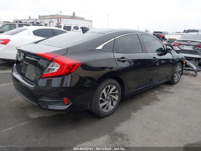 Photo 3 VIN: 2HGFC2F7XJH587453 - HONDA CIVIC 